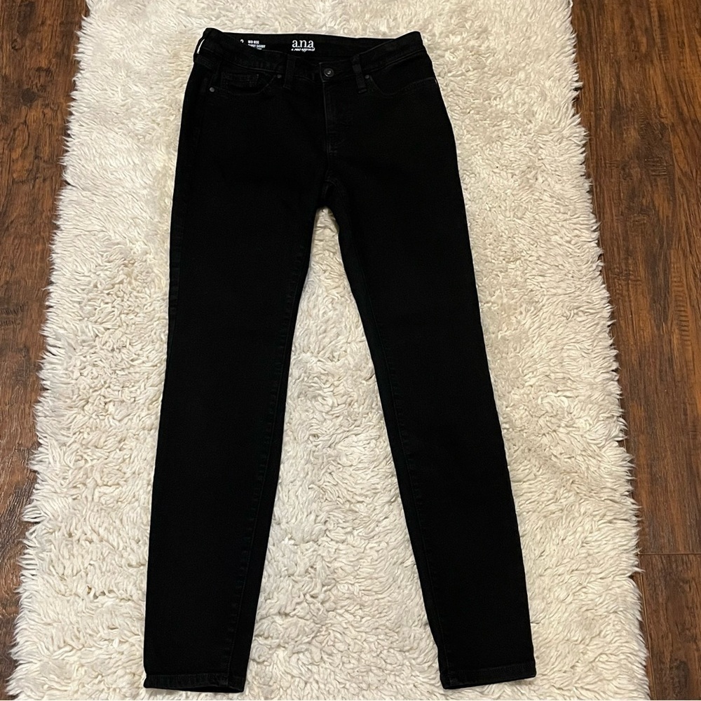 ANA A New Approach Jeans Womens Size 2 Black Mid Rise Curvy Skinny Denim